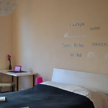 & Me בית הארחה פיזה