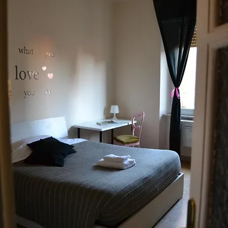 Guest house & Me